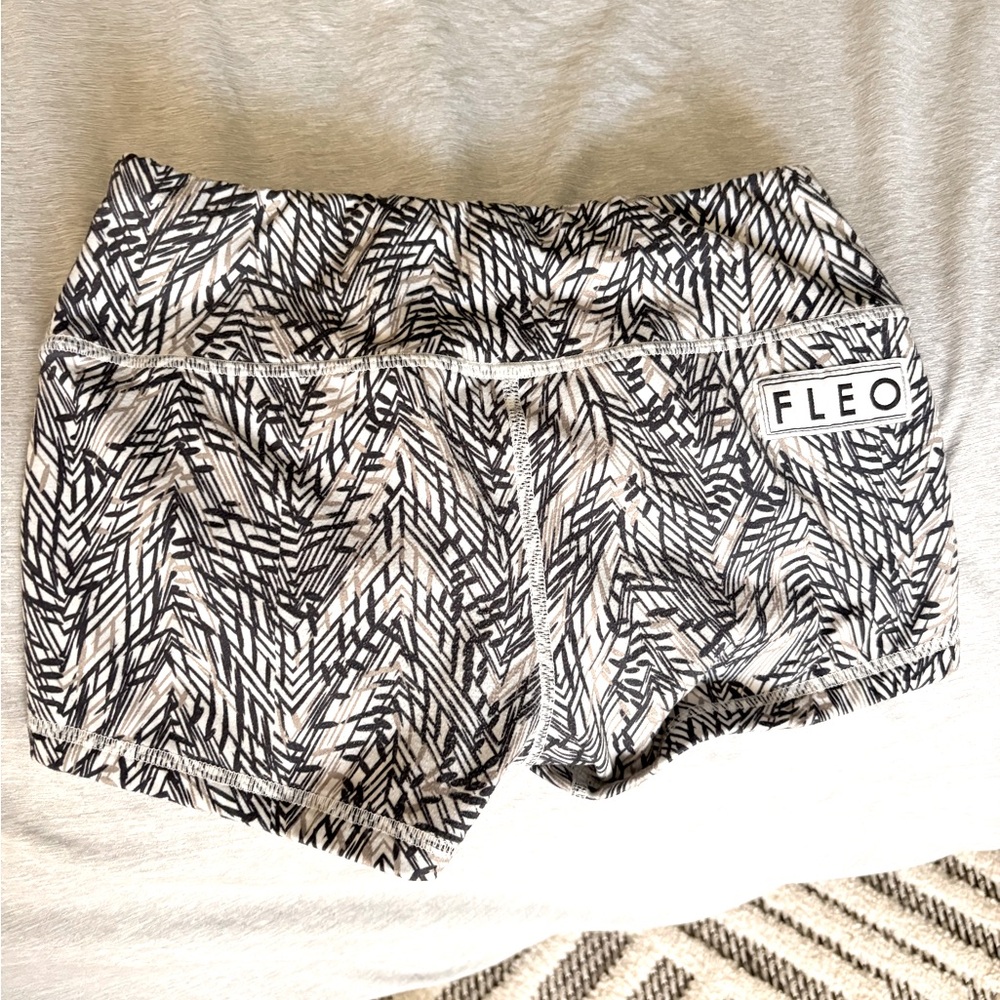 Fleo 2in seam spandex